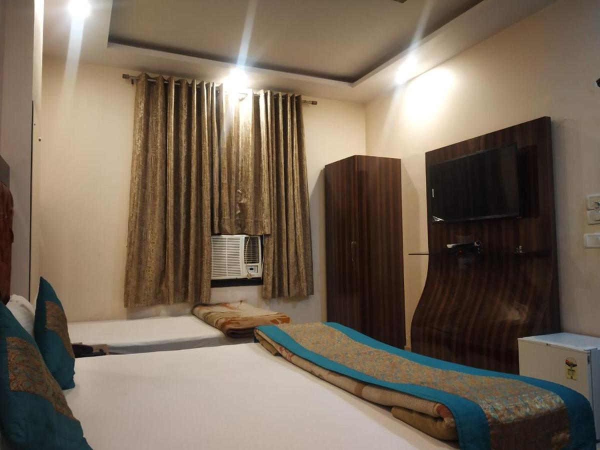 Adb Rooms Hotel Indo Continental New Delhi Exterior photo