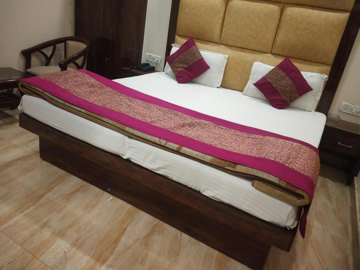 Adb Rooms Hotel Indo Continental New Delhi Exterior photo