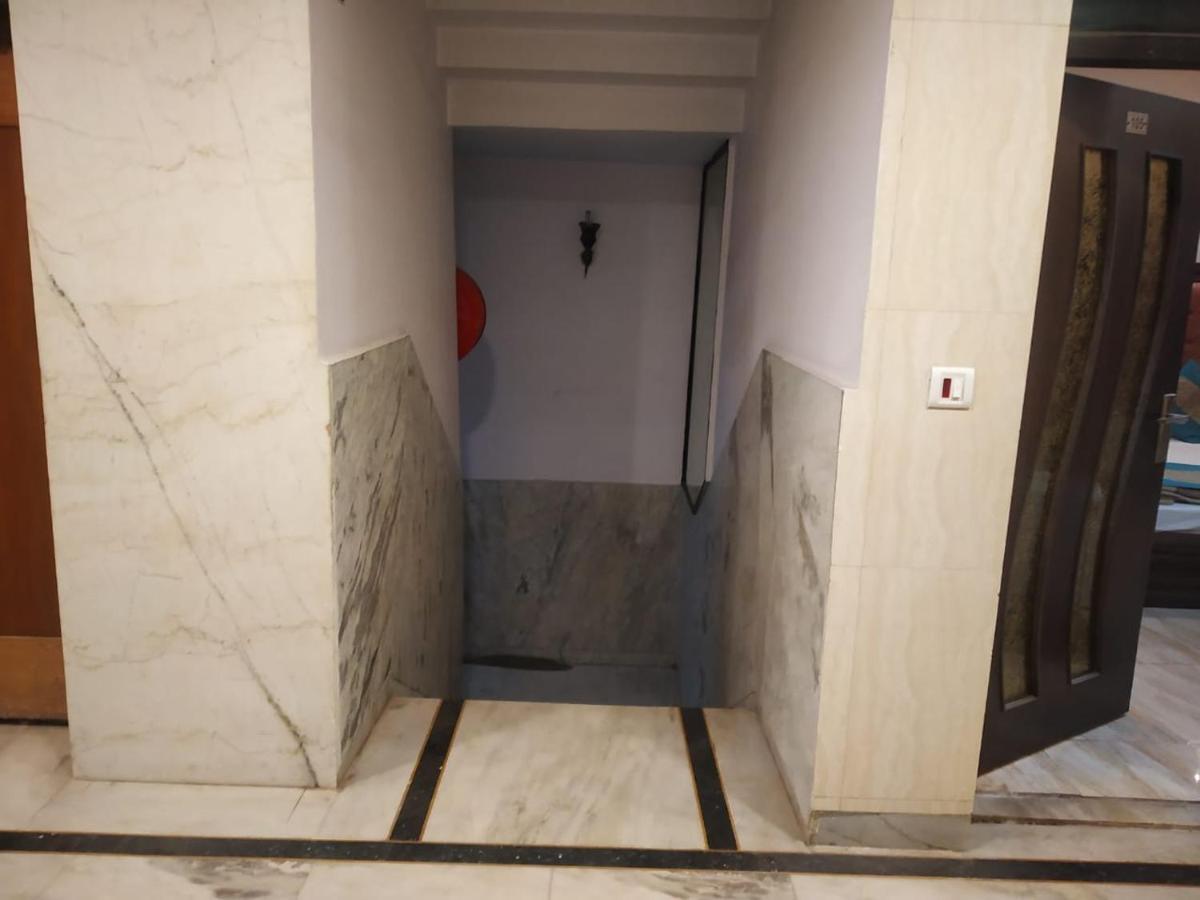 Adb Rooms Hotel Indo Continental New Delhi Exterior photo