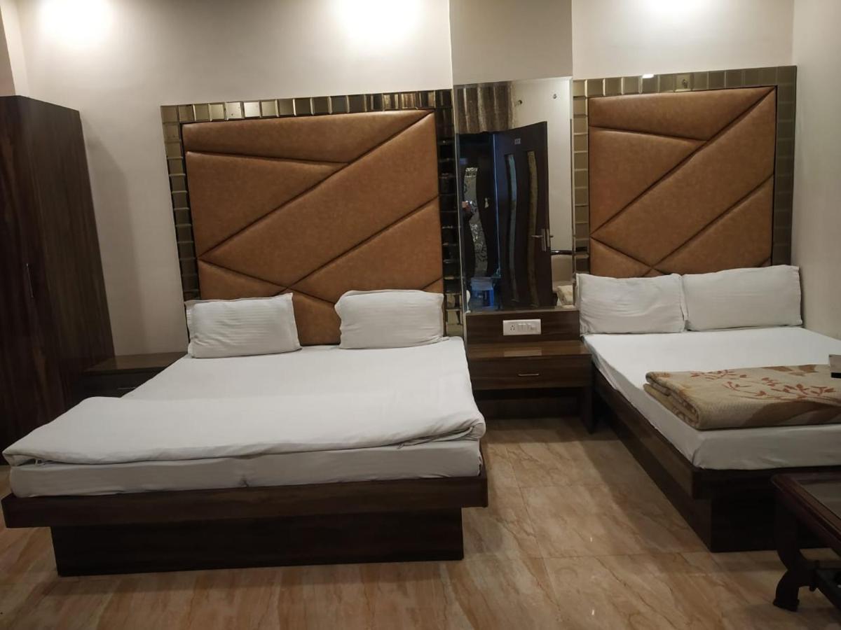 Adb Rooms Hotel Indo Continental New Delhi Exterior photo