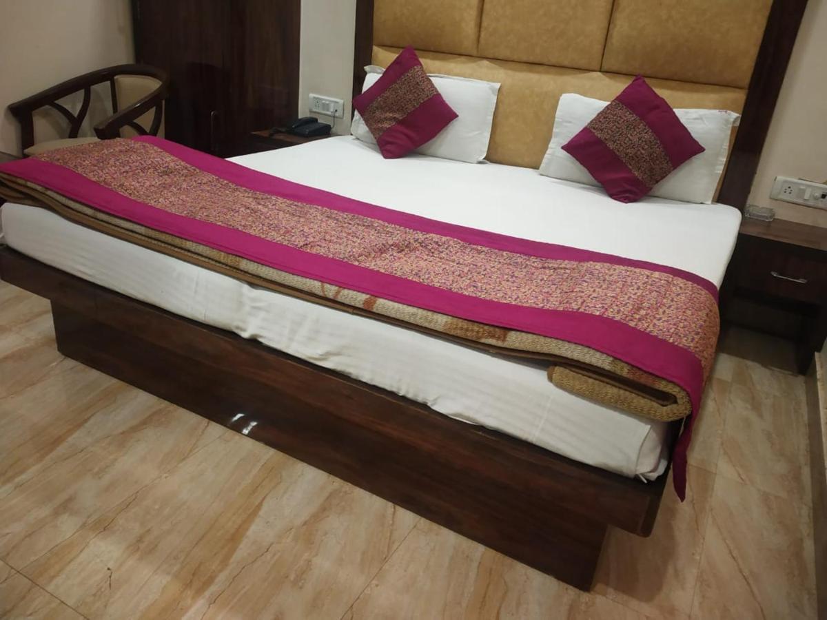 Adb Rooms Hotel Indo Continental New Delhi Exterior photo